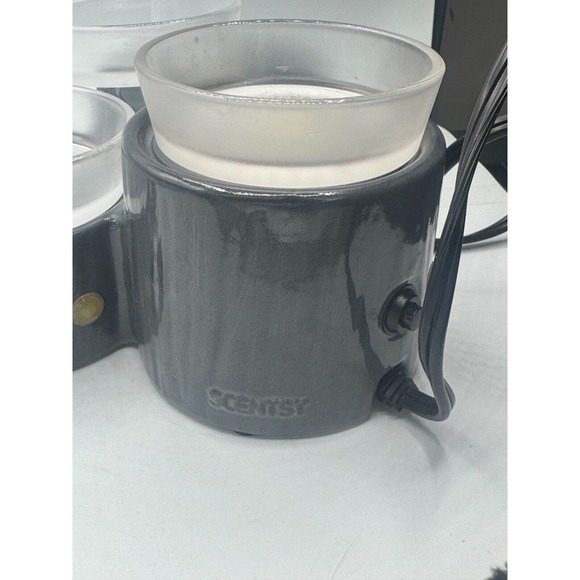 Scentsy Accord Triple Wax Warmer W/ Trays, Tested/Works. - Picture 5 of 10
